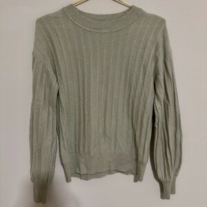 Ellie Tahari - 100% cashmere
ribbed sweater pullover Color Sage